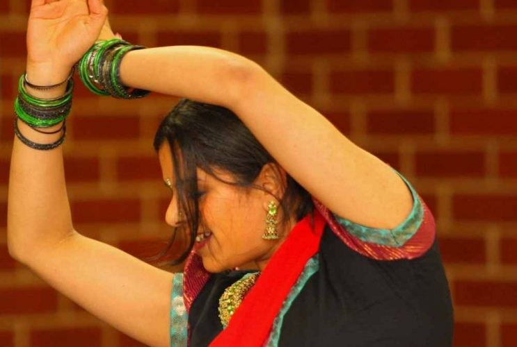 Bollyrobics-Bollywood-dancer-2