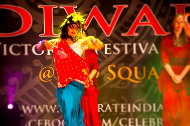 diwali_dance_performance