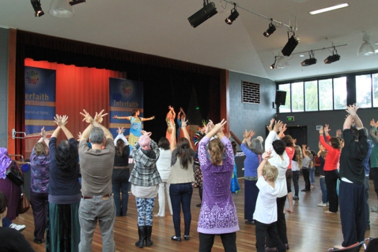 Interfaith-Bollywood-dance-class
