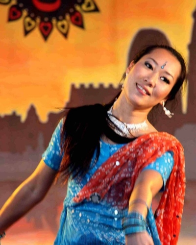 St-Kilda-festival-bollywood-dancer-2