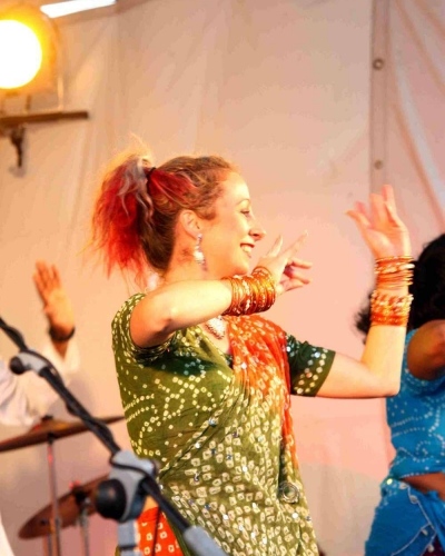 St-Kilda-festival-bollywood-dancer-7