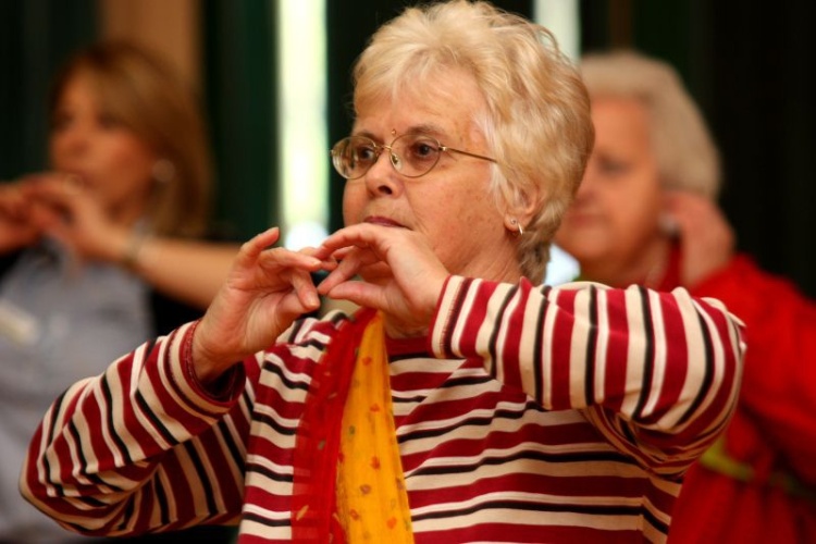 Seniors-bollywood-dancing-good-for-arthiritis