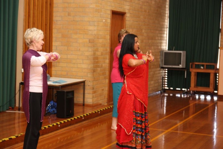Seniors-turn-into-bollywood-stars-in-Melbourne