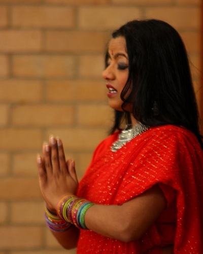 Vic-Seniors-Festival-bollywood-dance-teacher-greets-students