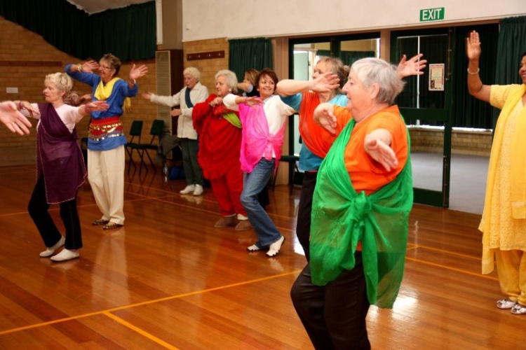 Vic-Seniors-bollywood-windscreen-wipers-move