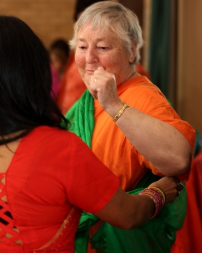 Vic-Seniors-putting-on-Bollywood-scarves-before-dance